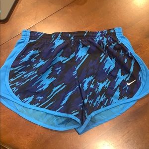 Big kids’ Nike Dri-Fit Tempo